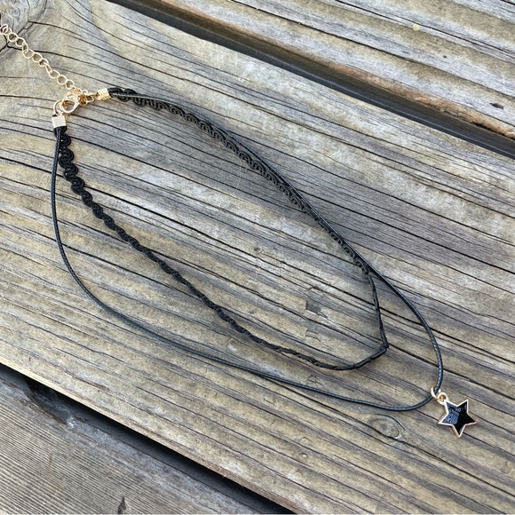 NEW Layered STAR Choker - Necklace - Picture 3 of 7